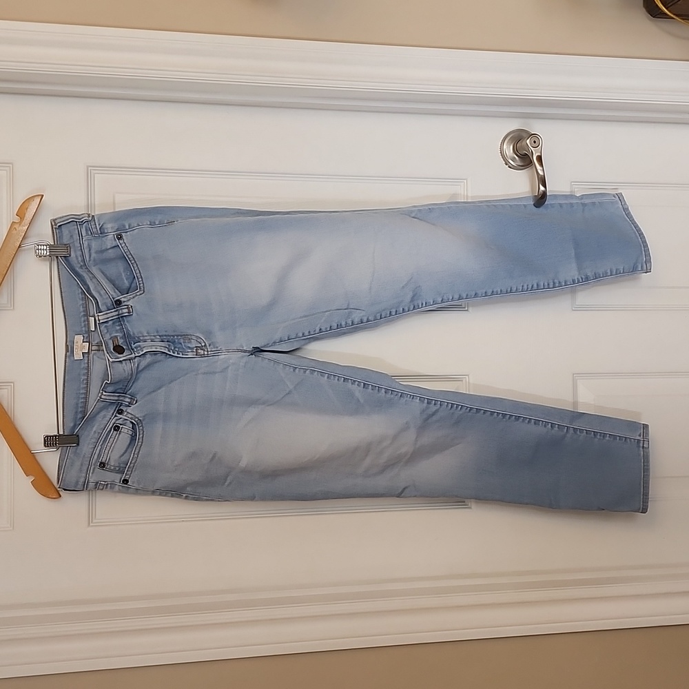 J. CREW Stretch Light Wash Denim. Style C6022. Size 29.